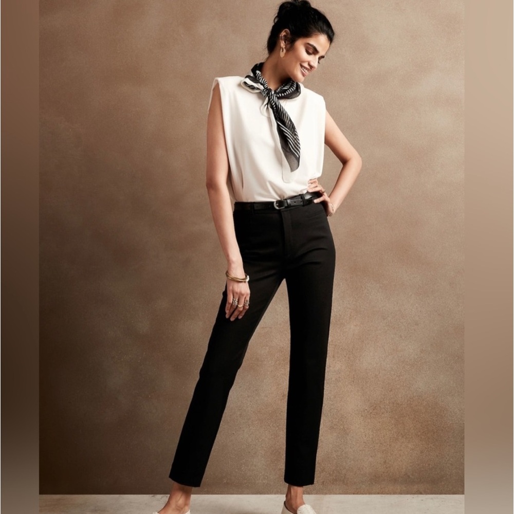 NWT! Banana Republic Black Comfort Stretch High Rise Sloan Pants